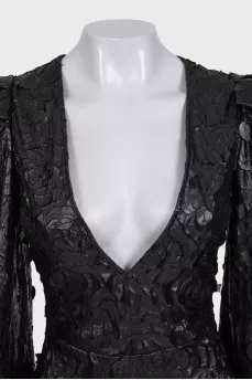 Black dress with voluminous sleeves