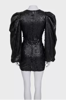 Black dress with voluminous sleeves