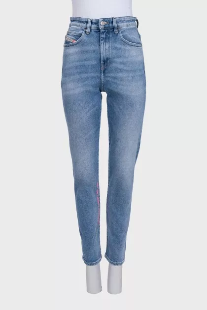 Light blue straight fit jeans with a contrast print
