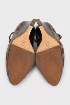 Animal print leather wedge shoes