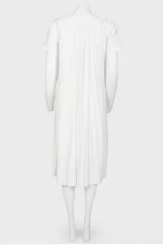 Short sleeve white flowing dress