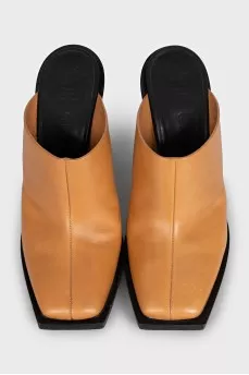 Brown leather mules with heels