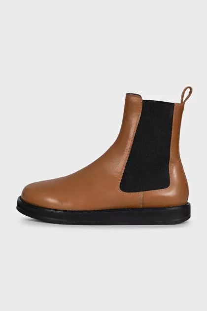 Brown Gaia boots