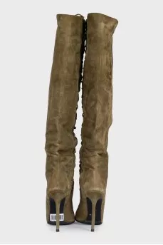 Green suede lace-up boots