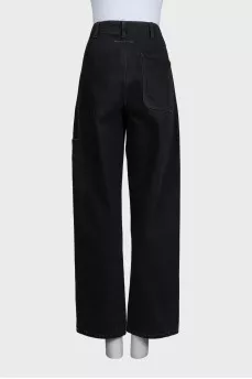 Широкие джинсы черного цвета с накладными карманами