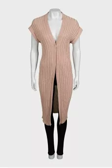 Long beige cardigan with a button