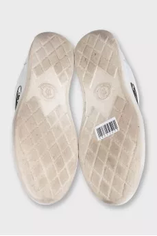 Men's leather sneakers with decor