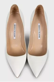 White stiletto pumps