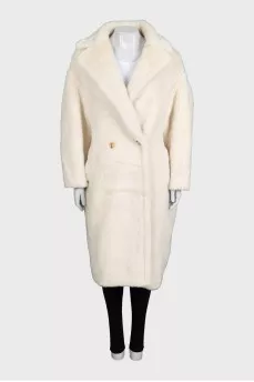 White alpaca and wool buttoned fur coat