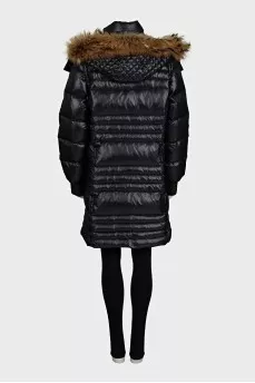 Straight black down jacket with fur trim