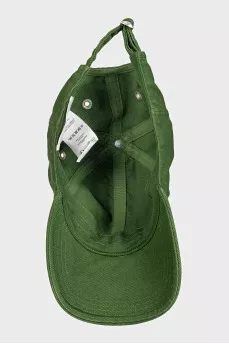 Green cap with embroidered logo