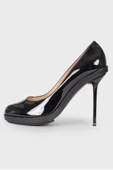 Black patent leather stiletto heels
