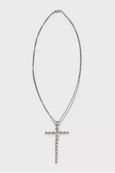 White gold necklace with a decorated pendant