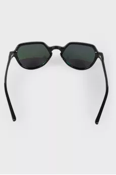 Figured sunglasses