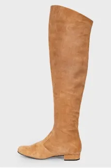 Low-heeled suede over the knee boots