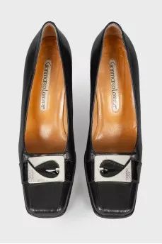 Chunky heeled square toe shoes