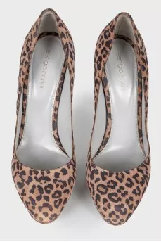 Suede leopard print shoes