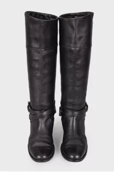 High leather boots without fasteners