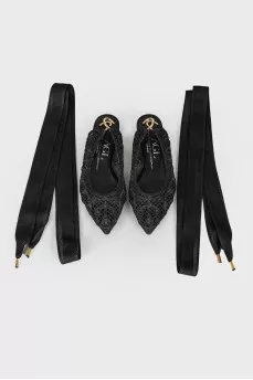 Ties lace ballerinas
