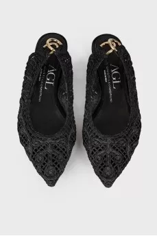 Ties lace ballerinas