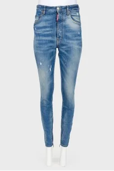 Ripped and distressed skinny jeans