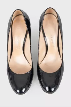 Patent leather heels