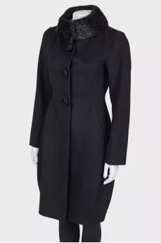 Black coat with a fur collar