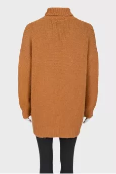 Oversized sweater with appliqué