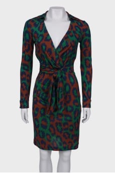 Silk v-neck dress with tag