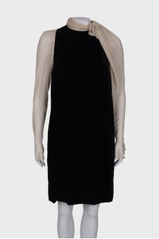 Velor dress with translucent sleeves