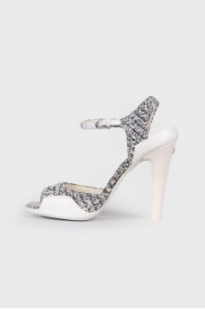 Leather sandals with textiles