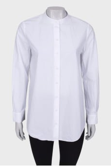 White crew-neck shirt
