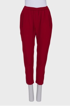 Red pants with elastic