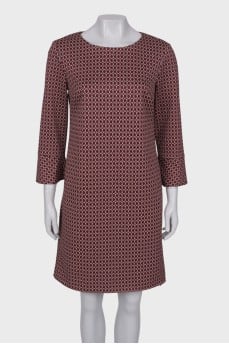 Dress with a straight fit print