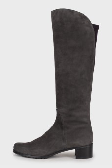 Suede boots with textiles