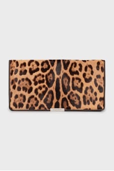 Short pile leather clutch