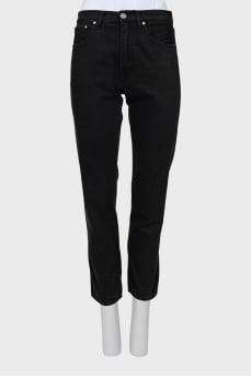 Черные джинсы slim fit