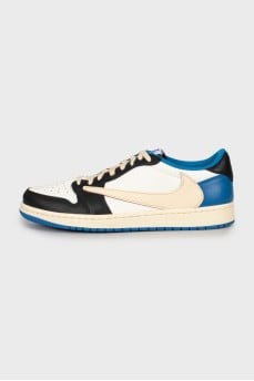 Чоловічі кросівки Air Jordan 1 Low by Nike x Travis Scott