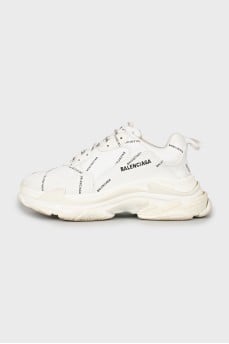 Мужские белые кроссовки Triple S