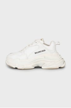 Кожаные кроссовки Triple S