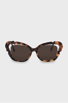 Sunglasses with cat eye print