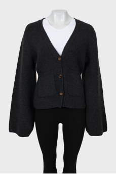 Cashmere cardigan with wide sleeves