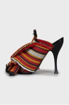 Textile sandals with raw edges