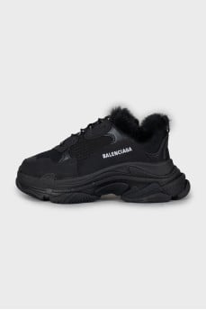 Утепленные кроссовки Triple S