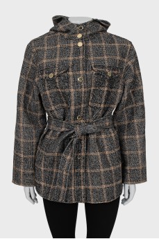 Jacket with hood and belt