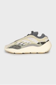 Кросівки Yeezy 700 V3