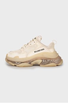 Белые кроссовки Triple S из текстиля