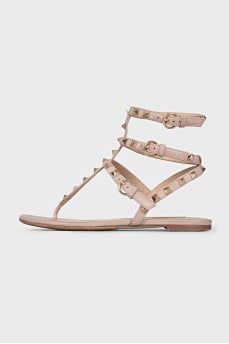 Бежевые босоножки Rockstud