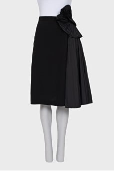 Silk skirt with pleated insert