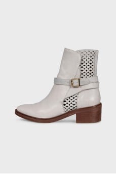 Leather ankle boots with perforated heel